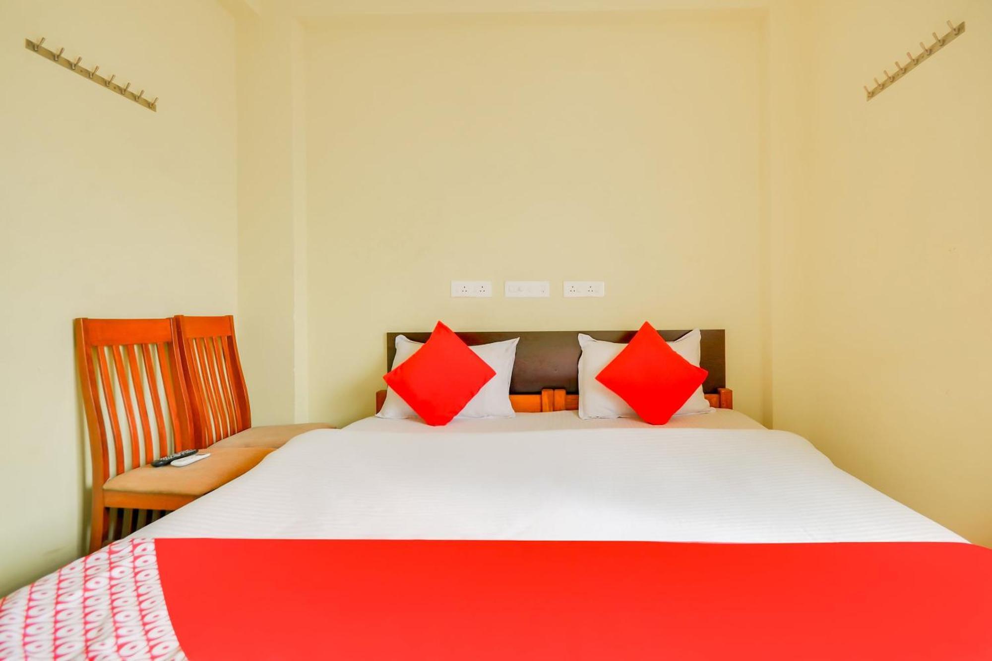 Hotel O St Residency Mudukarai Exteriör bild
