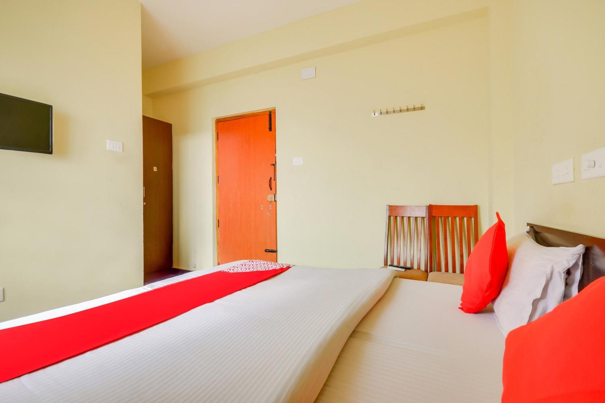 Hotel O St Residency Mudukarai Exteriör bild