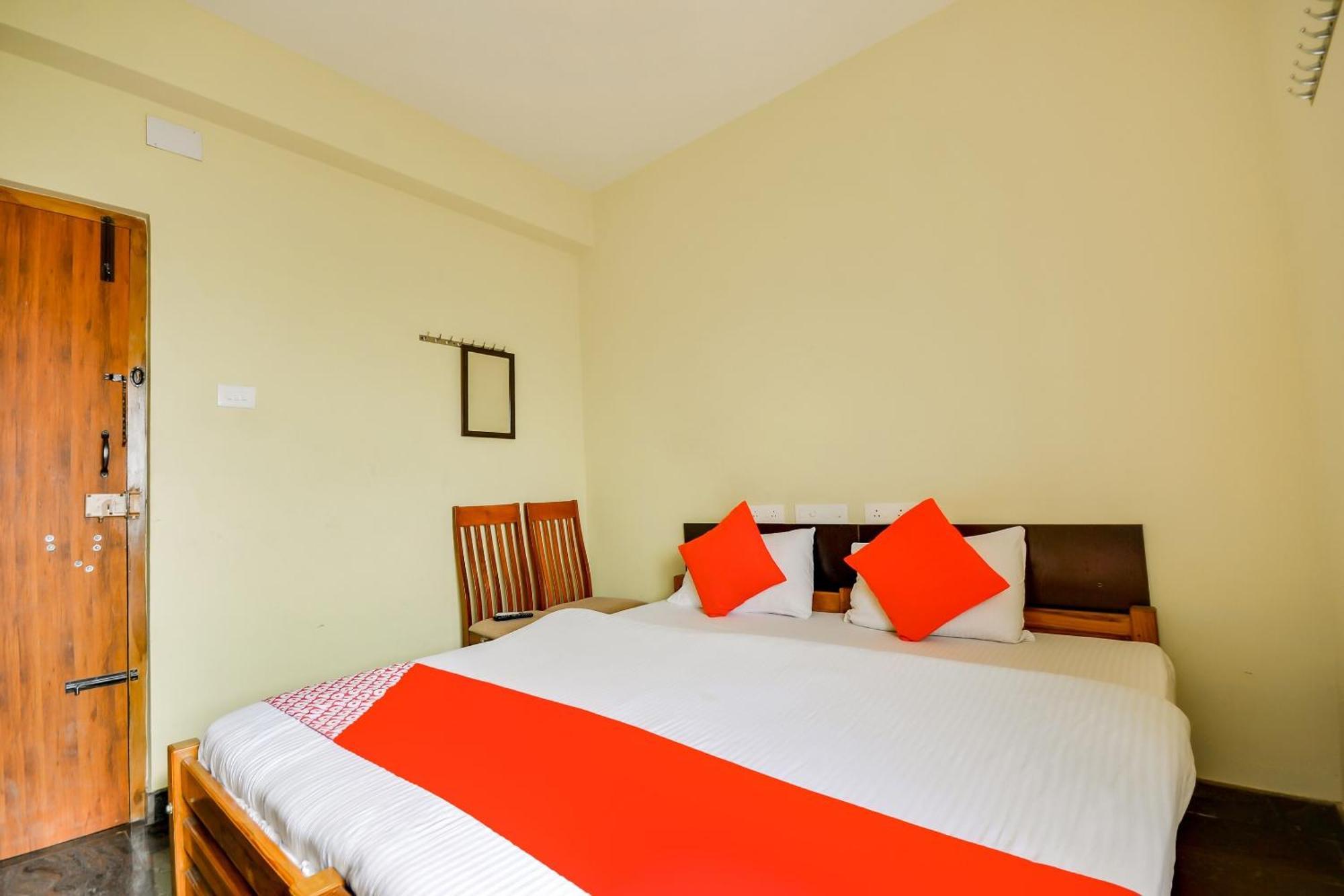 Hotel O St Residency Mudukarai Exteriör bild